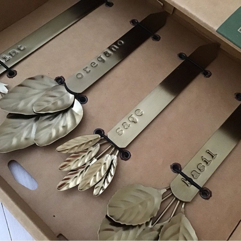 Smith & Hawken Metal HERB MARKER SET For Indoor or outdoor use. BRAND NEW - Picture 8 of 9
